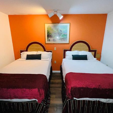 Colonel Williams Resort And Suites Lake George Buitenkant foto